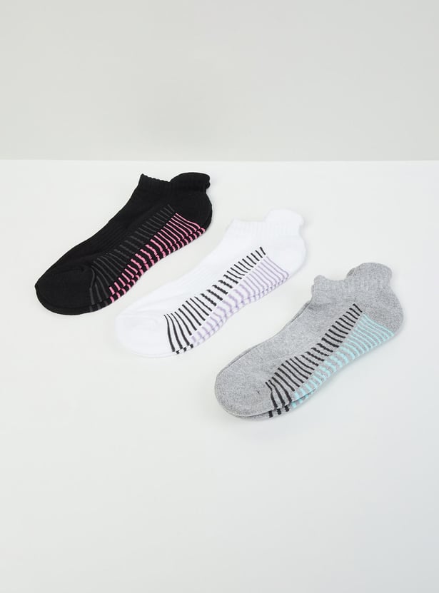 MAX Women Woven Design Socks- Set of 3