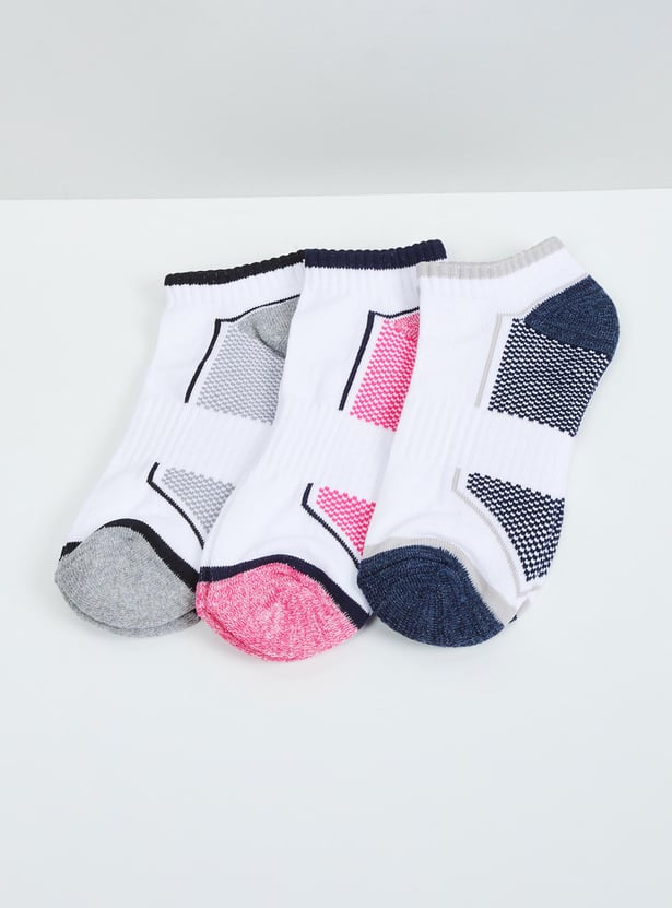 Women Textured Ankle Length Socks - Pack of 3