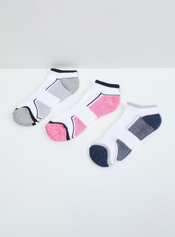 Women Textured Ankle Length Socks - Pack of 3