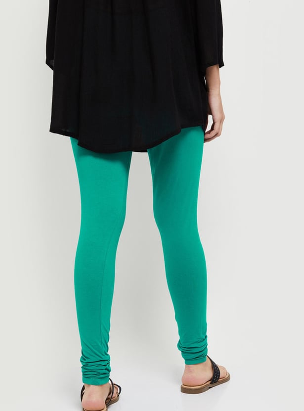 Women Solid Elasticated Churidar