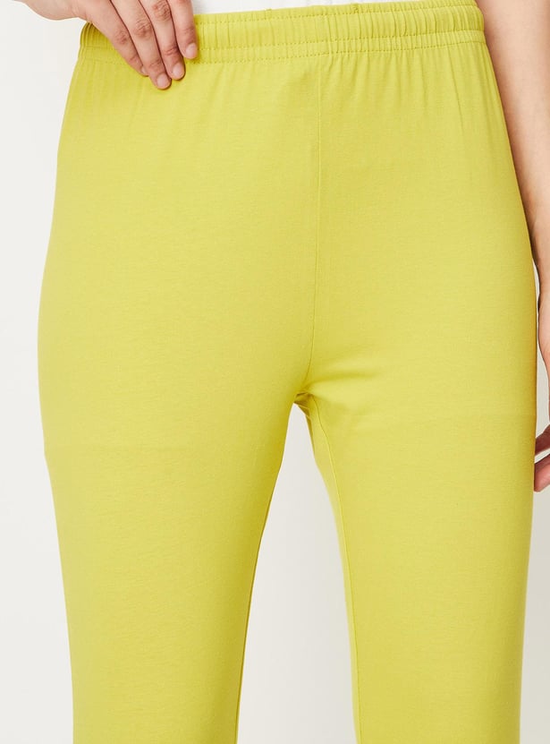 Women Solid Elasticated Churidar