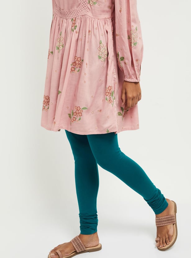 Women Solid Knitted Churidar