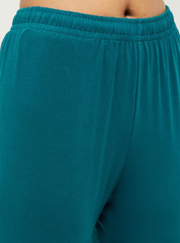 Women Solid Knitted Churidar