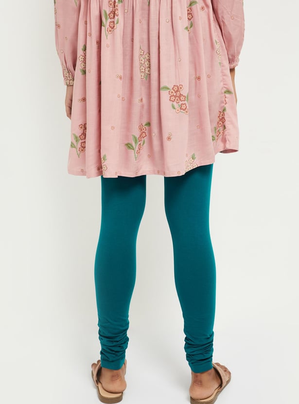 Women Solid Knitted Churidar