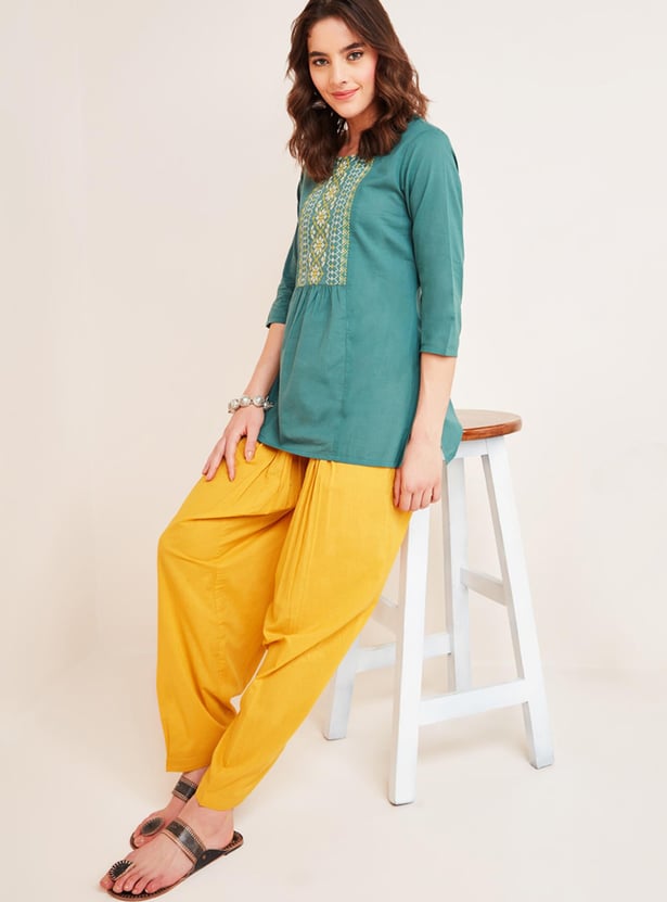 Women Solid Patiala Pants