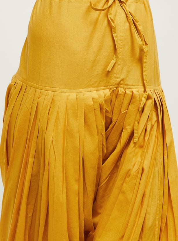 Women Solid Patiala Pants