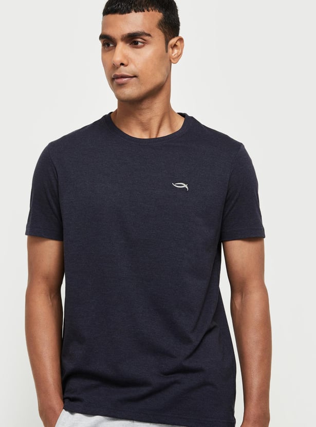 Men Solid Crew Neck T-shirt