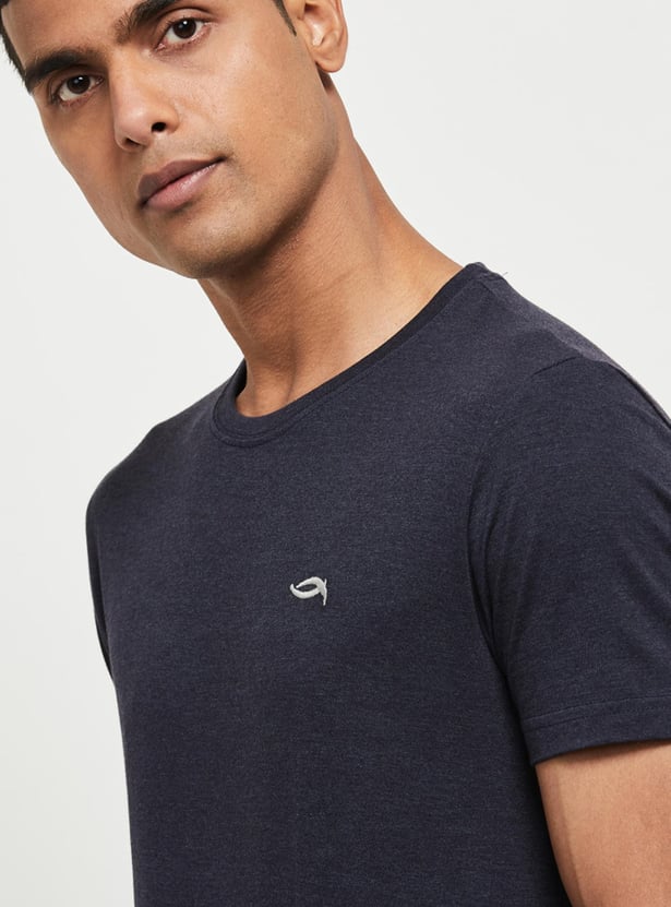 Men Solid Crew Neck T-shirt