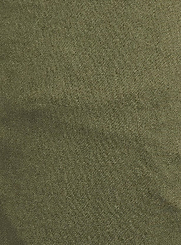 Men Solid Skinny Fit Chinos