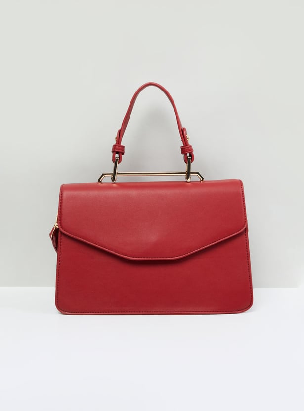 MAX Women Solid Sling Bag