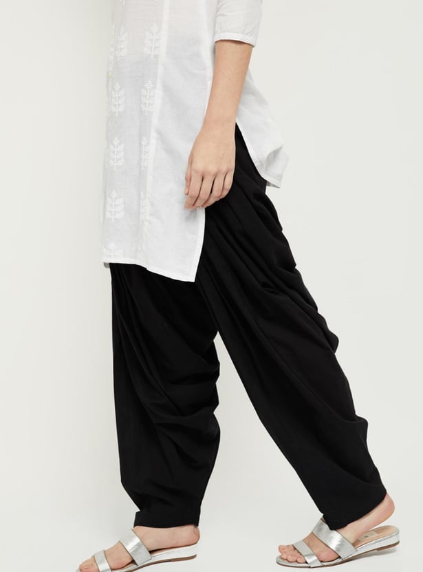 Women Solid Patiala Pants 