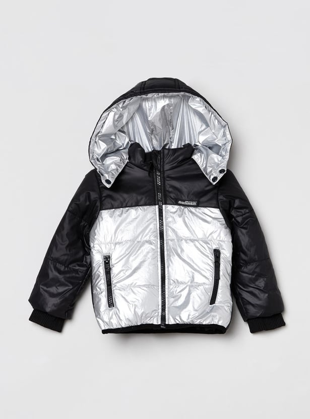 Boys Colourblock Full Sleeves Quilted Hooded Jacket
