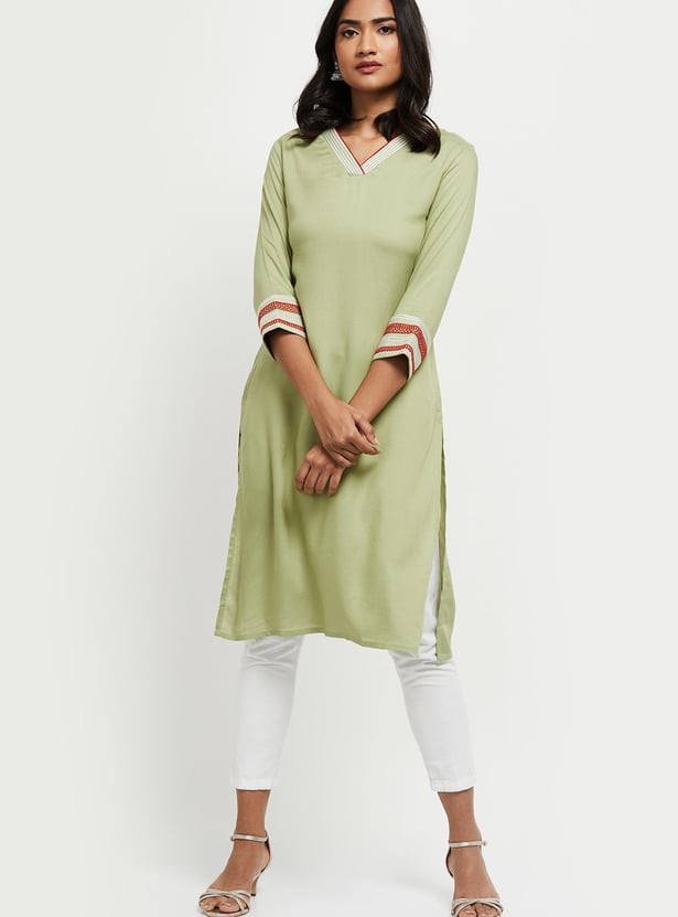 Women Solid Straight Kurta