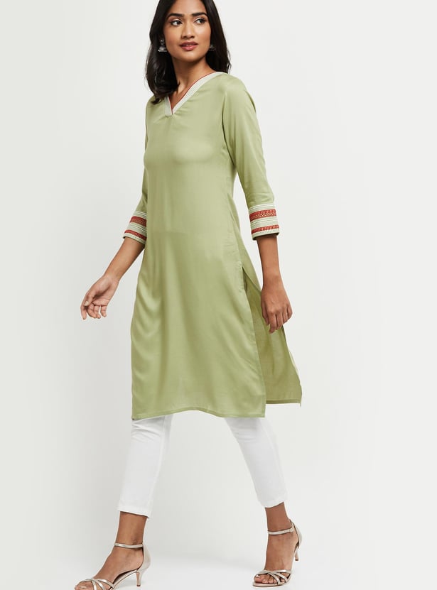 Women Solid Straight Kurta