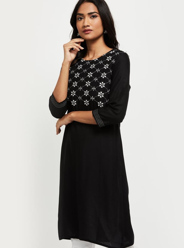 Women Cotton Embroidered Straight Kurta