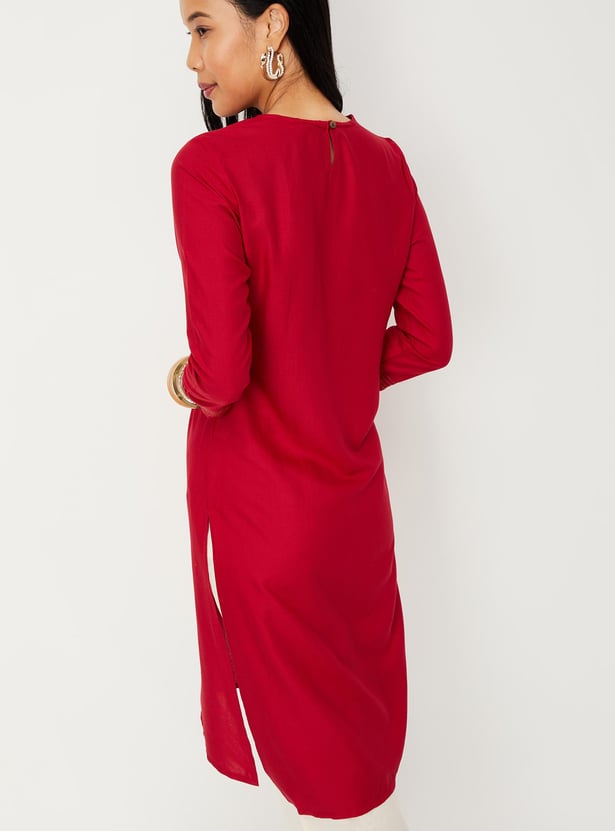 Women Embroidered Straight Cotton Kurta
