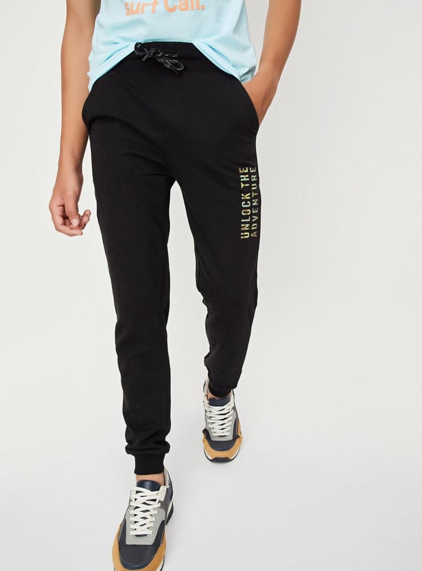 Boys Typographic Print Drawstring Waist Joggers