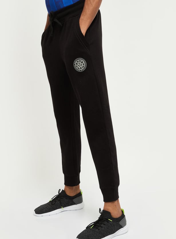 Men Printed Drawstring Waist Track Pants