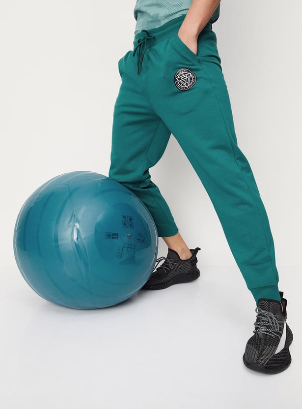 Men Printed Elasticated Joggers