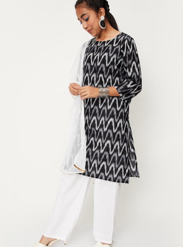 Girls Printed Straight Kurta With Pyjama and Dupatta