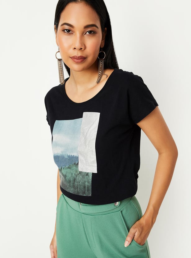 Women Graphic Print Round Neck T-shirt