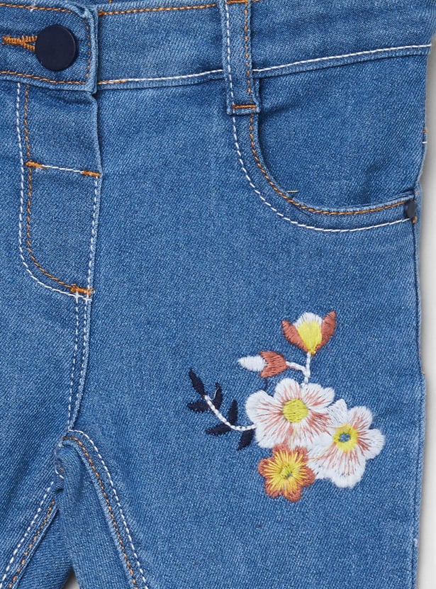 MAX Girls Floral Embroidered Slim Fit Denim Jeans