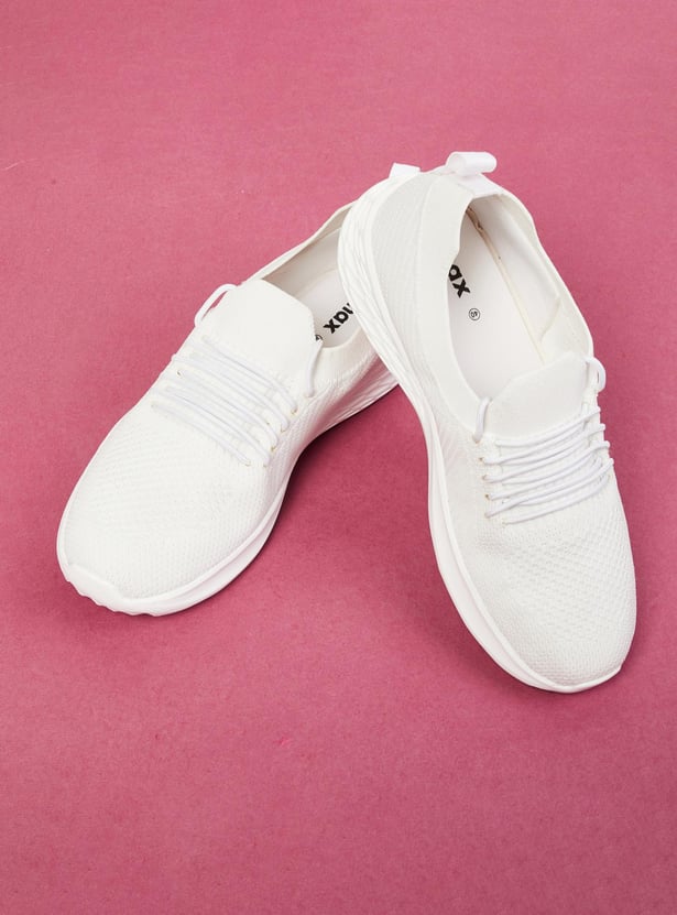 Women Textured Sports Shoes 