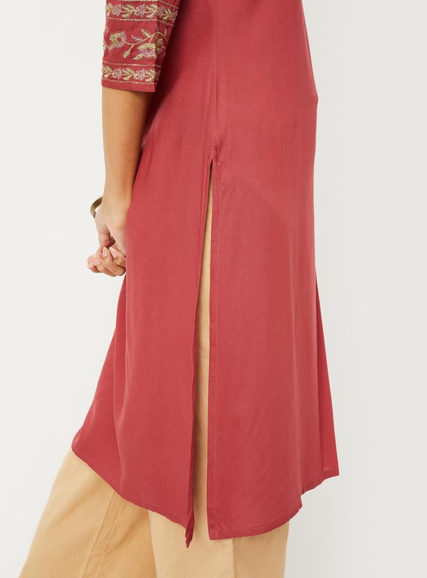 Women Cotton Embroidered Round Neck Straight Kurta