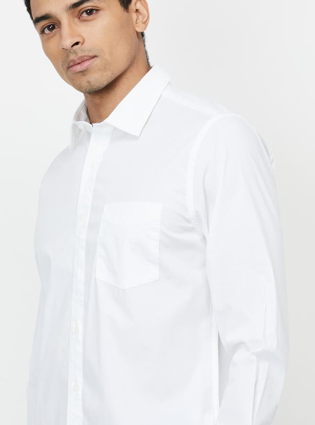 Men Solid Spread Collar Casual Shirt 