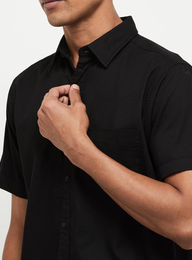 Men Solid Half Sleeves Casual Shirt 