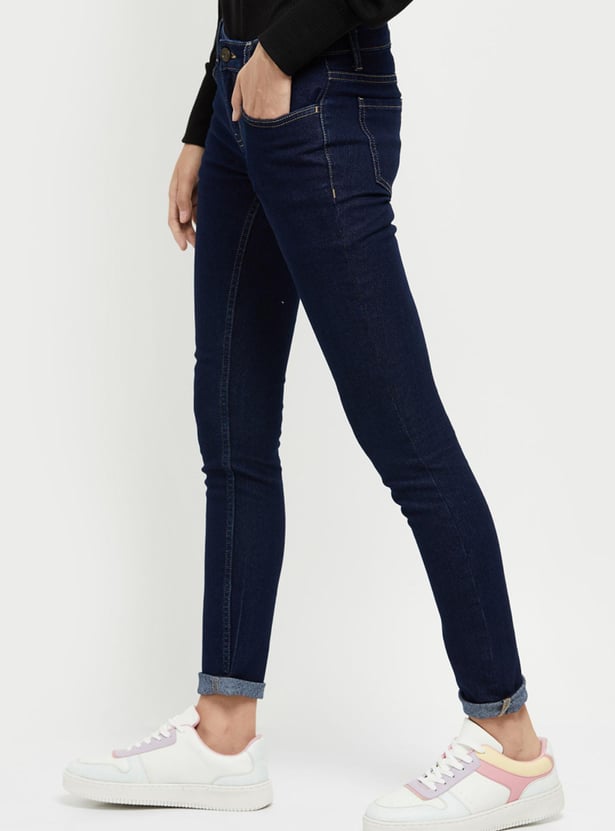 Women Solid Skinny Fit Jeans