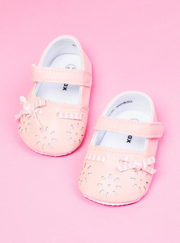 Girls Cut-Out Detail Booties