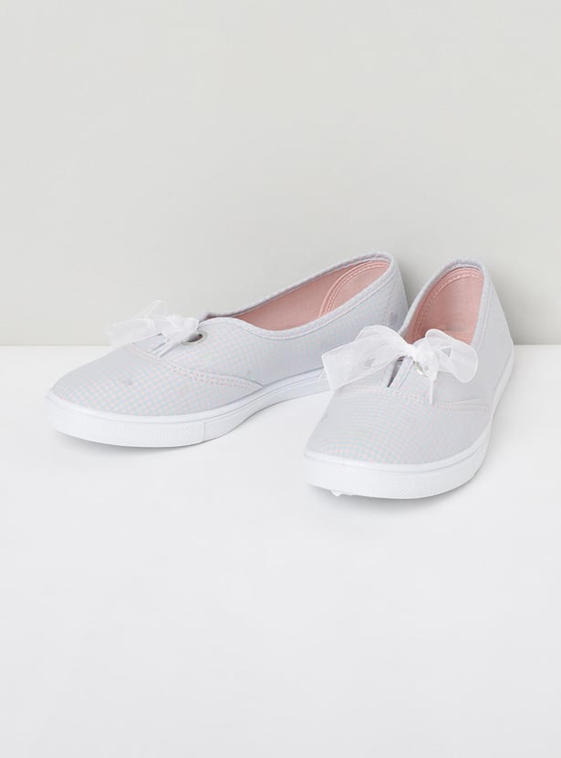 MAX Women Printed Casual Shoes