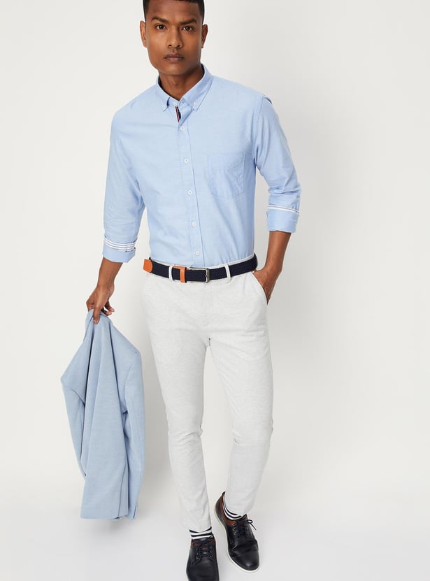 Men Solid Slim Fit Smart Casual Shirt