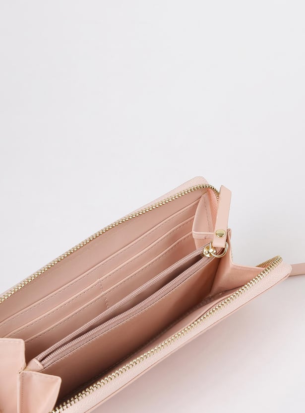 Women Cut-Out Detail Zip Around Wallet