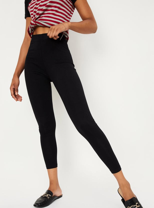 Women Solid Cropped Leggings