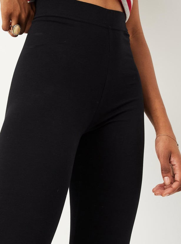 Women Solid Cropped Leggings
