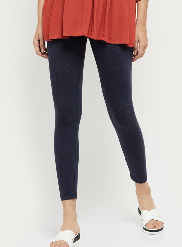 Women Solid Cropped Leggings 