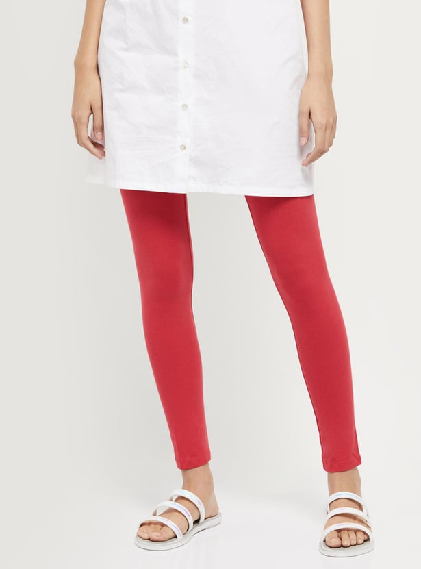 Women Solid Cropped Leggings