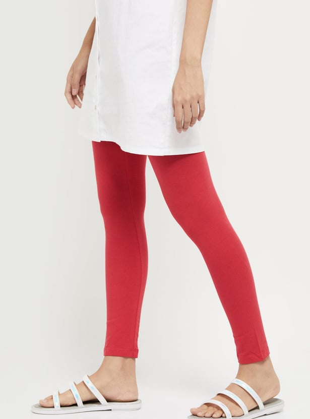 Women Solid Cropped Leggings