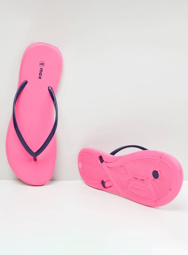 Women Solid V-Strap Slippers