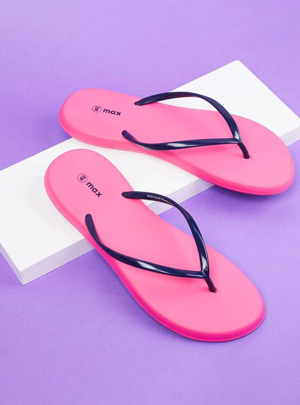 Women Solid V-Strap Slippers