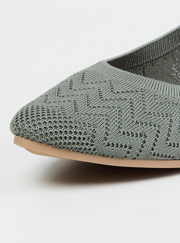 Women Textured Ballerinas