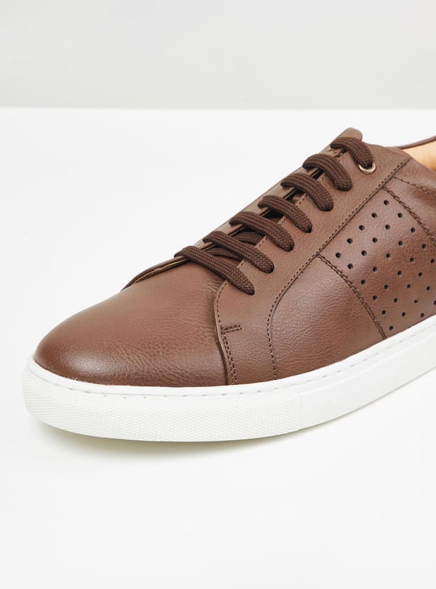 Men Solid Perforated-Detail Lace-Up Casual Shoes