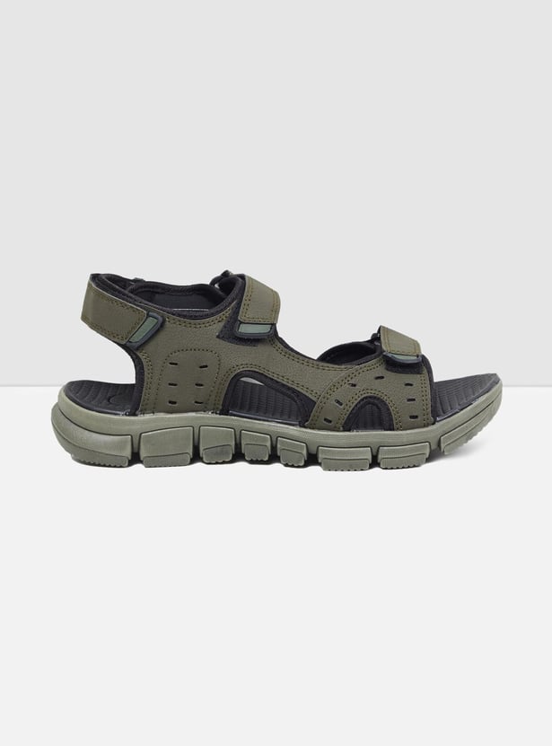 Men Textured Sandals with Velcro Straps