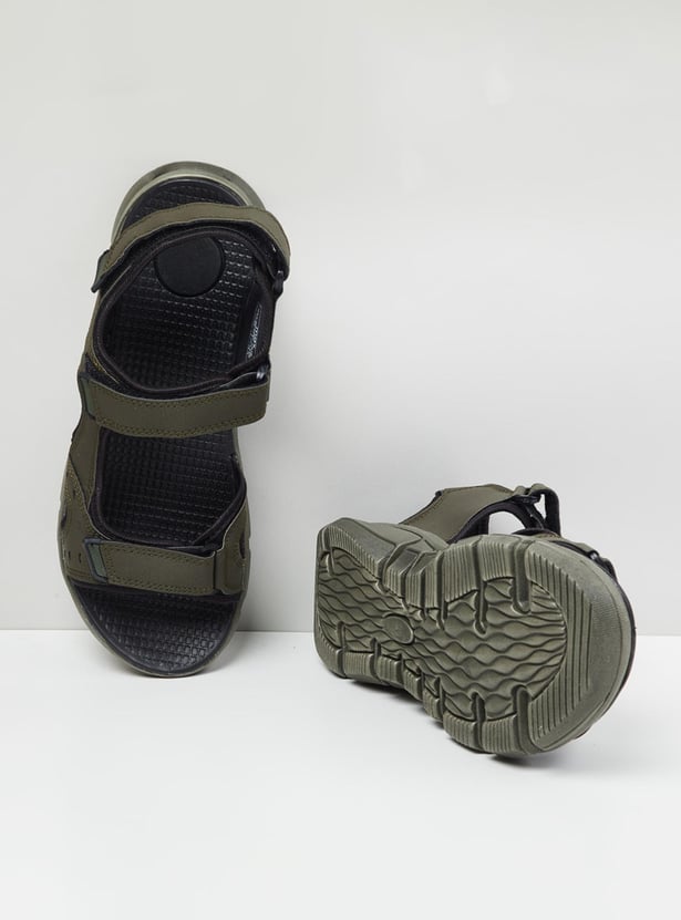 Men Textured Sandals with Velcro Straps