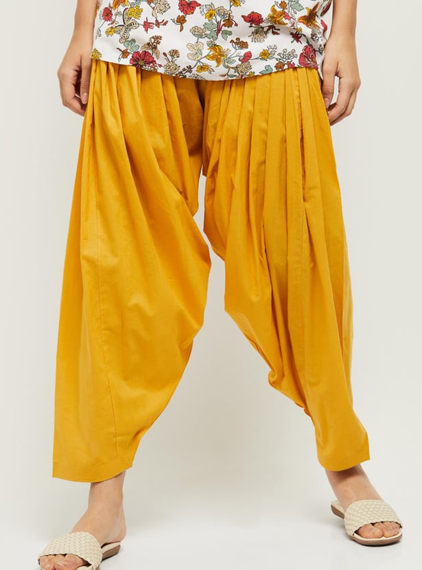 Women Solid Patiala Pants