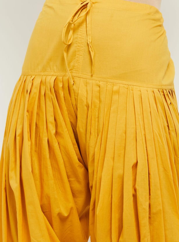 Women Solid Patiala Pants