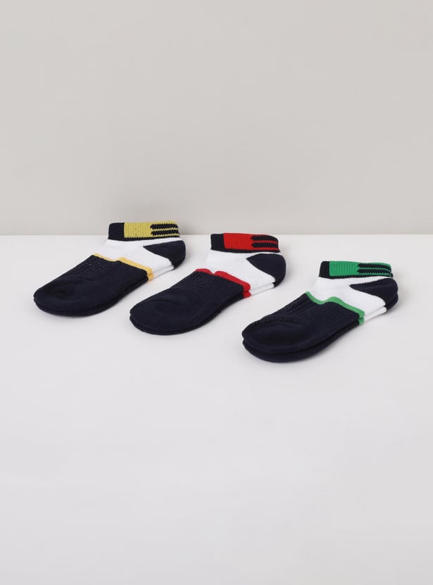 MAX Boys Colourblocked Socks - Pack of 3