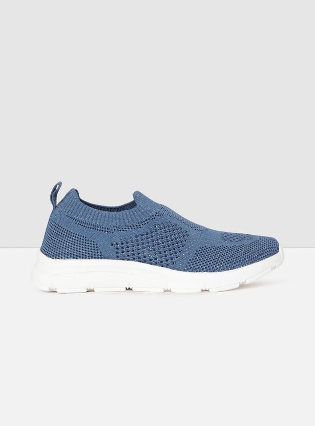 Girls Textured Slip-On Sports Shoes